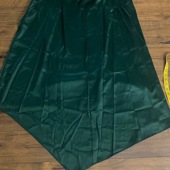 Hanna Nikole Plus Size Satin Skirt Size 20W - Picture 4 of 7